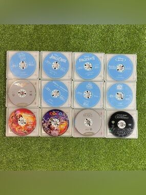 Lot Of 12 Disney & Family Movie Blu-ray DVD’s